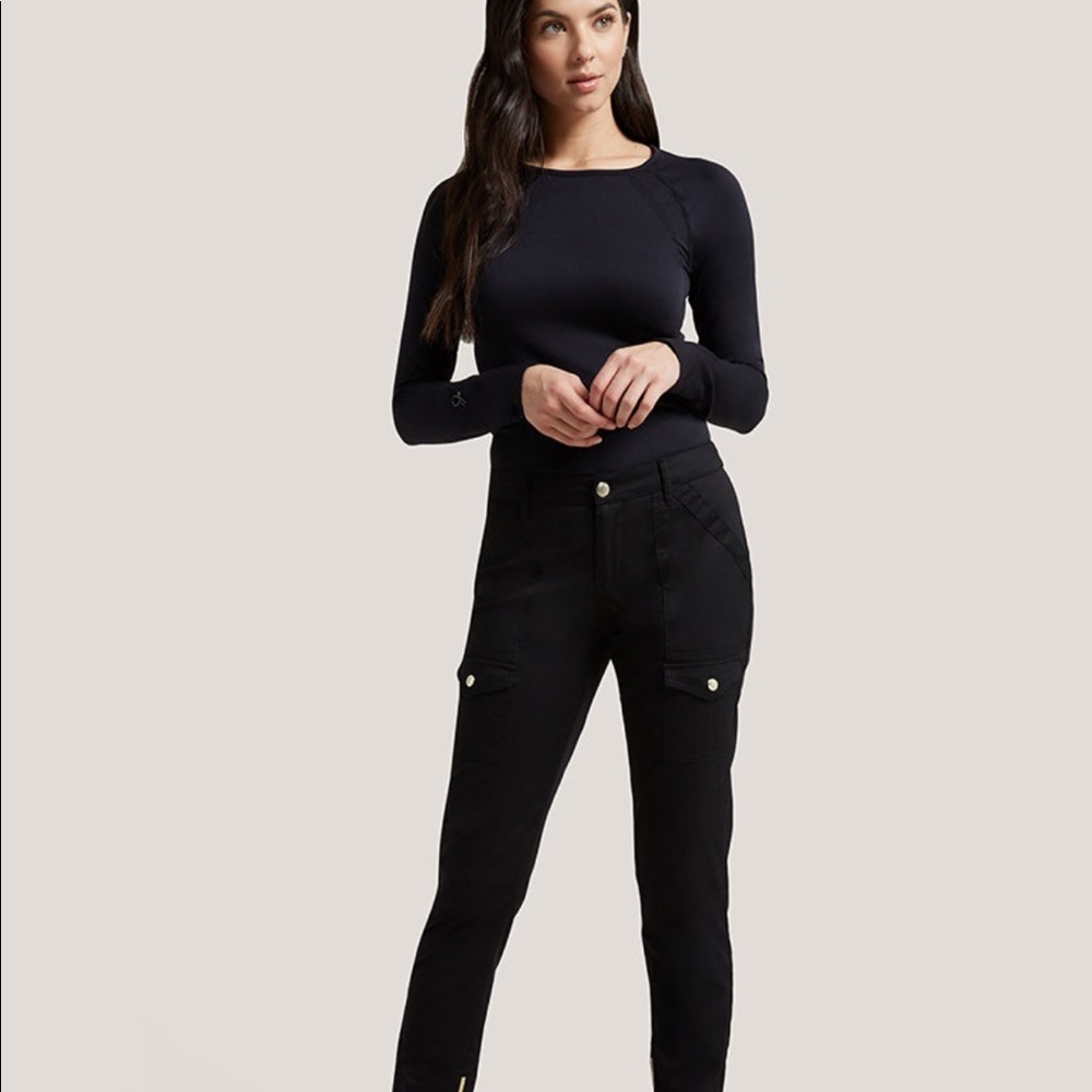Jaanuu bottom scrubs XS